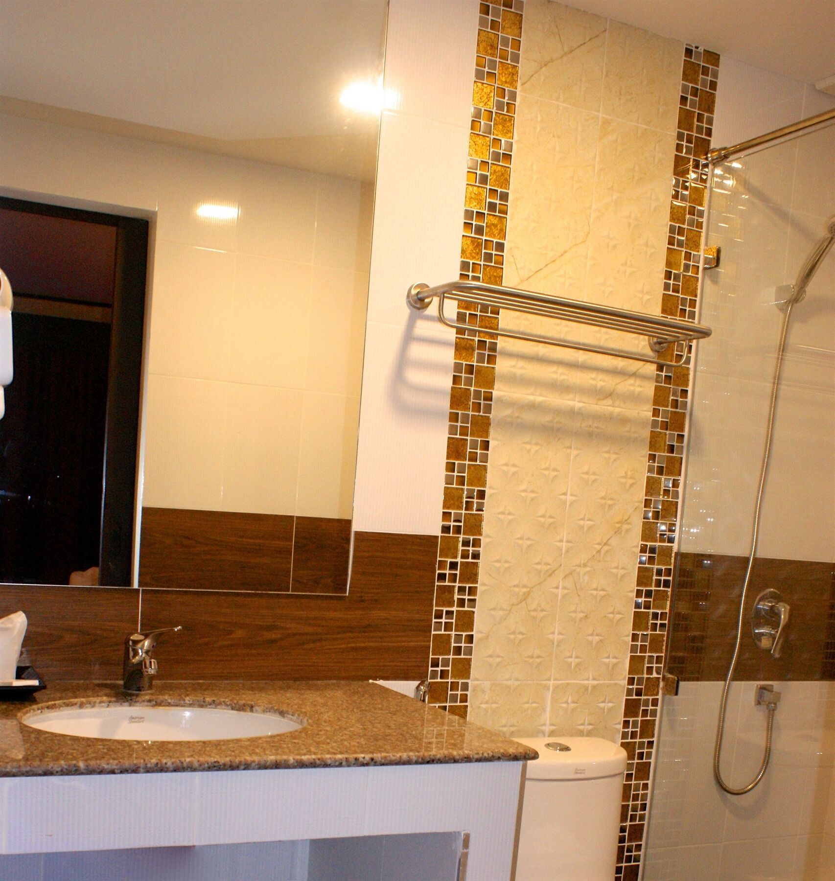 Orchid Garden Hotel Patong Экстерьер фото